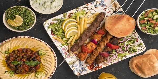 اقرب مطعم من موقعي