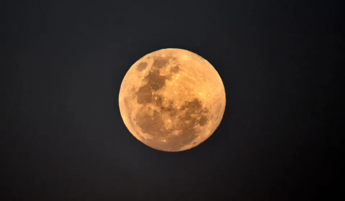 خسوف شبه ظلي لبدر رمضان