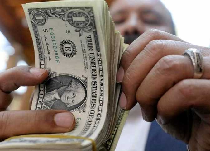 أسعار الدولار في السوق السوداء