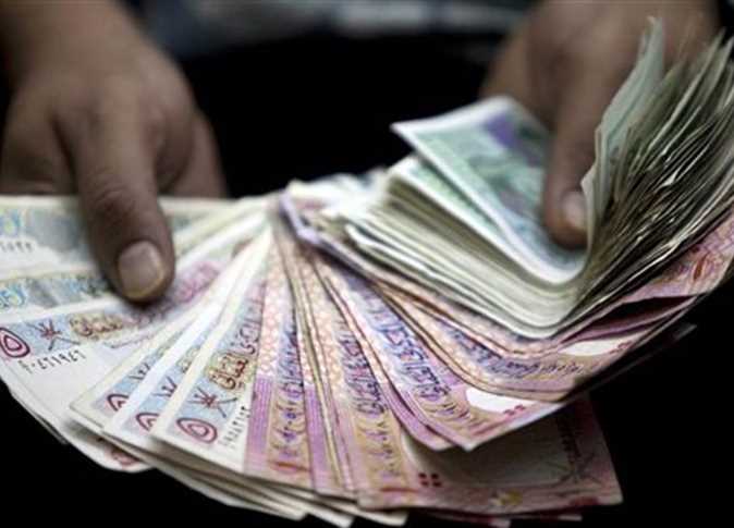 سعر الريال العماني