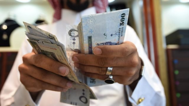 رواتب القطاع الخاص