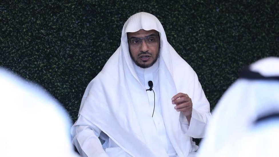 السبب الحقيقي لإعفاء الشيخ صالح المغامسي من إمامة مسجد قباء