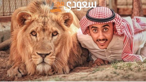 شاهد فيديو أسامة الدغيري يتعرض للضرب | فيل يهاجم مربي الحيوانات المفترسة ال