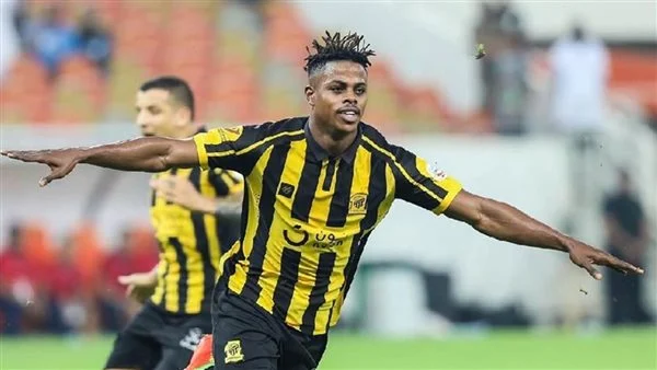 قصة اللاعب هارون كمارا كاملة